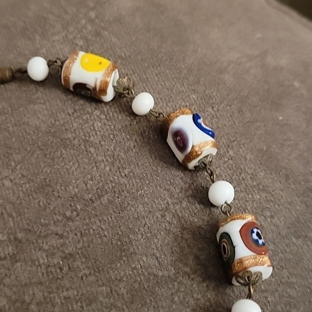 Estate Art Deco Venetian Milk Glass Beaded Necklace Clip-on Earrings Set